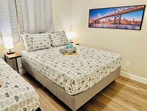 4 chambres, fer et planche à repasser, Wi-Fi