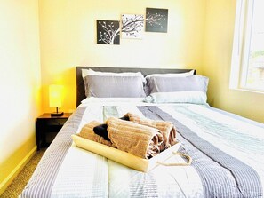 2 sovrum, strykjärn/strykbräda, wi-fi och sängkläder