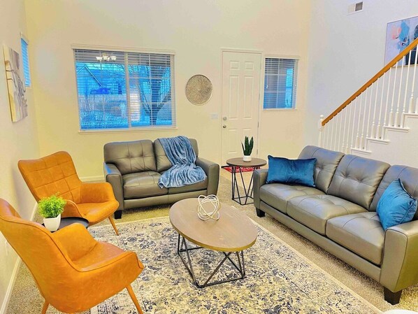 TV, fireplace, offices