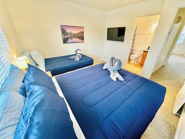 2 chambres, fer et planche Ă repasser, Wi-Fi, draps fournis