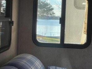 1 camera, Wi-Fi gratuito, lenzuola