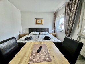 Double Room, Private Bathroom | Free WiFi - Gasthaus Nangfa Engel  (Edermünde)