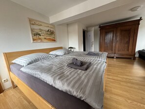 Quadruple Room, Private Bathroom | Free WiFi - Gasthaus Nangfa Engel  (Edermünde)