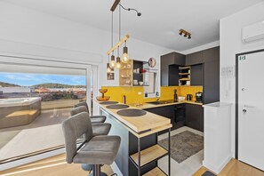 Four, plaque de cuisson, lave-vaisselle