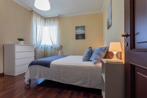 2 間臥室、書桌、熨斗/熨衣板、免費無線上網