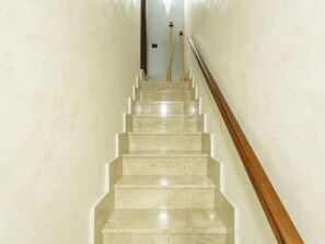 Nội thất lối vào