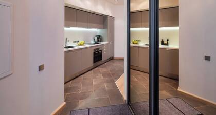 Audeju Two Bedroom With Two Bathrooms