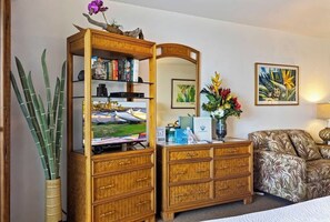 Interior - Royal Kahana 1004 (Napili-Honokowai)
