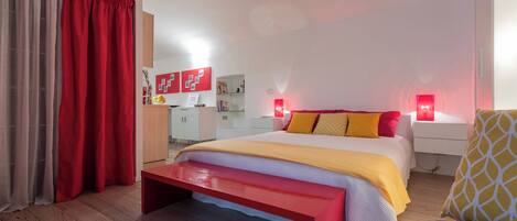 Apartament | Planxa i posts de planxar i wifi gratuïta