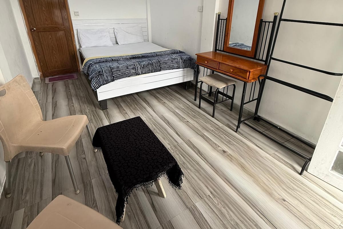 Comfort Double Room, Garden View | 1 bilik tidur, seterika/papan seterika