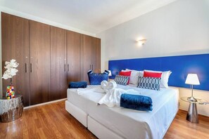 3 bedrooms, iron/ironing board, travel crib, WiFi