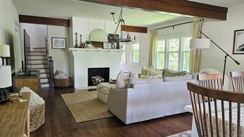 Smart-TV, DVD-Player, Videothek