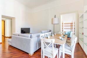 Appartement | Coin séjour | Télévision