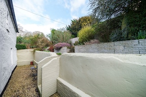 terrace garden at the back
