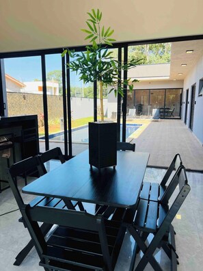 Dining - Resort House in Ninho Verde ll (Pardinho)
