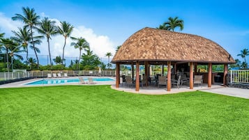 Condo, Multiple Beds (Keauhou Punahele#E-202) | Property grounds