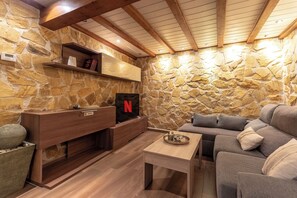 Smart TV, fireplace, video games, table football