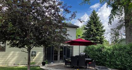 Rustic Charm - City Comforts