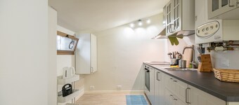 บ้านของแองเจลิน่า ในอีเซโอ