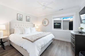 2 bedrooms, desk, iron/ironing board, free WiFi