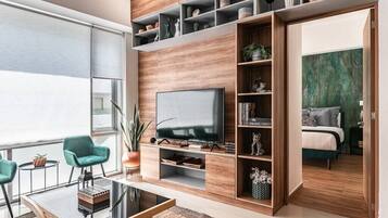 TV