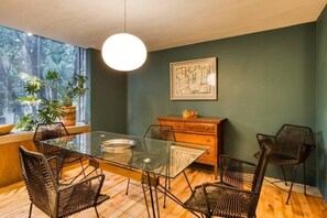 Dining - Mr. W | Condesa Dream House (México D.F.)