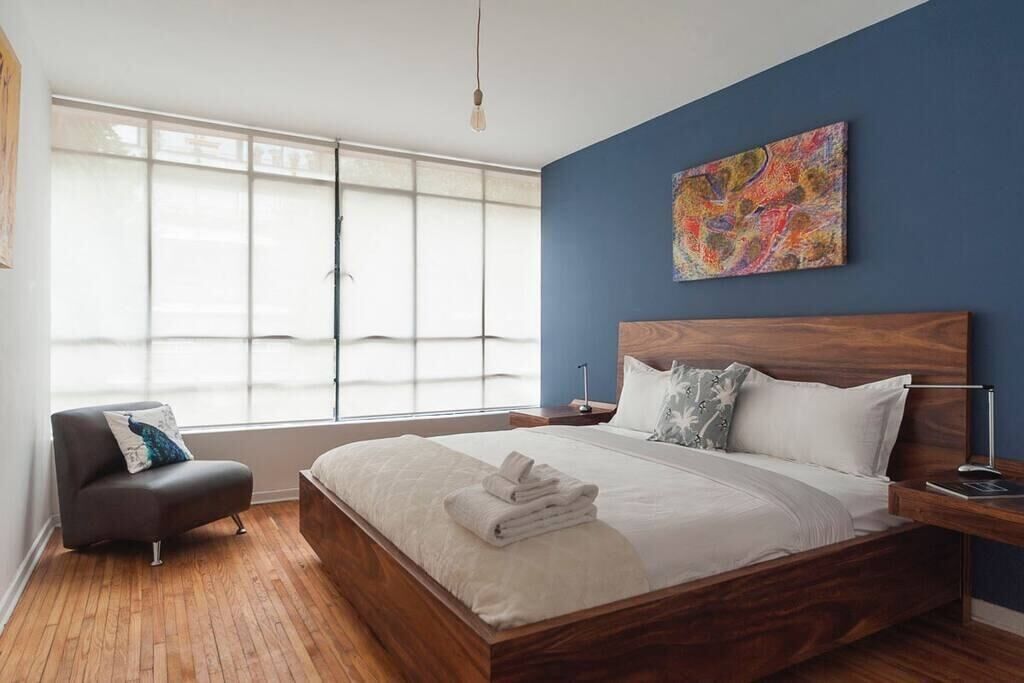 4 slaapkamers, een strijkplank/strijkijzer, reisbedje, wifi