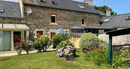 Family home between sea and countryside