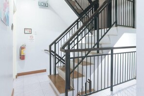 Unclassified image, 5 of 14, button - Catlea Inn (Pasay)