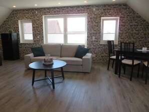 Living area - NEW! Huus up Höcht apartment 3 (Dornumergrode)