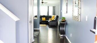 "4 Bedroom, Suburban Serenity Stay"
10 min from Downtown Raleigh