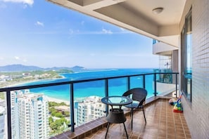 View from property - Yehai Fengqingju Hotel (Sanya)