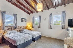 5 camere, Wi-Fi, lenzuola