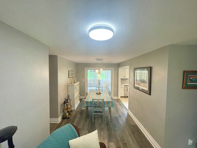 Spacious 5-bedroom house with AC and WiFi in brilliant Machesney Park