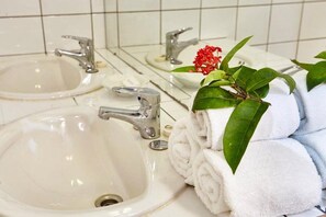 Bathroom - Shores 46 - Vakantiehuis voor 2-6 personen (Kralendijk)