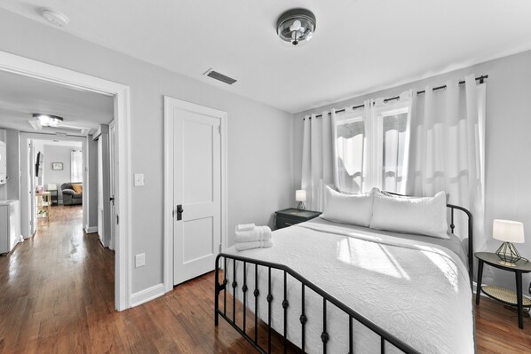 3 bedrooms, desk, iron/ironing board, free WiFi - Sunny Side Murry Hill Home (Jacksonville)