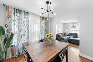 Dining - Sunny Side Murry Hill Home (Jacksonville)