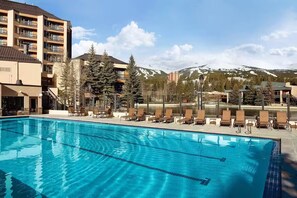 Pool - One Bedroom @Marriott's Mountain Valley Lodge At Breckenridge (Breckenridge)