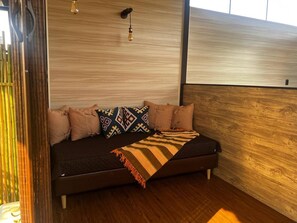 Huis, 1 slaapkamer, roken, balkon | Woonkamer
