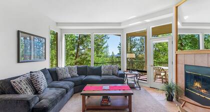 Snowcap Escape at Mount Bachelor