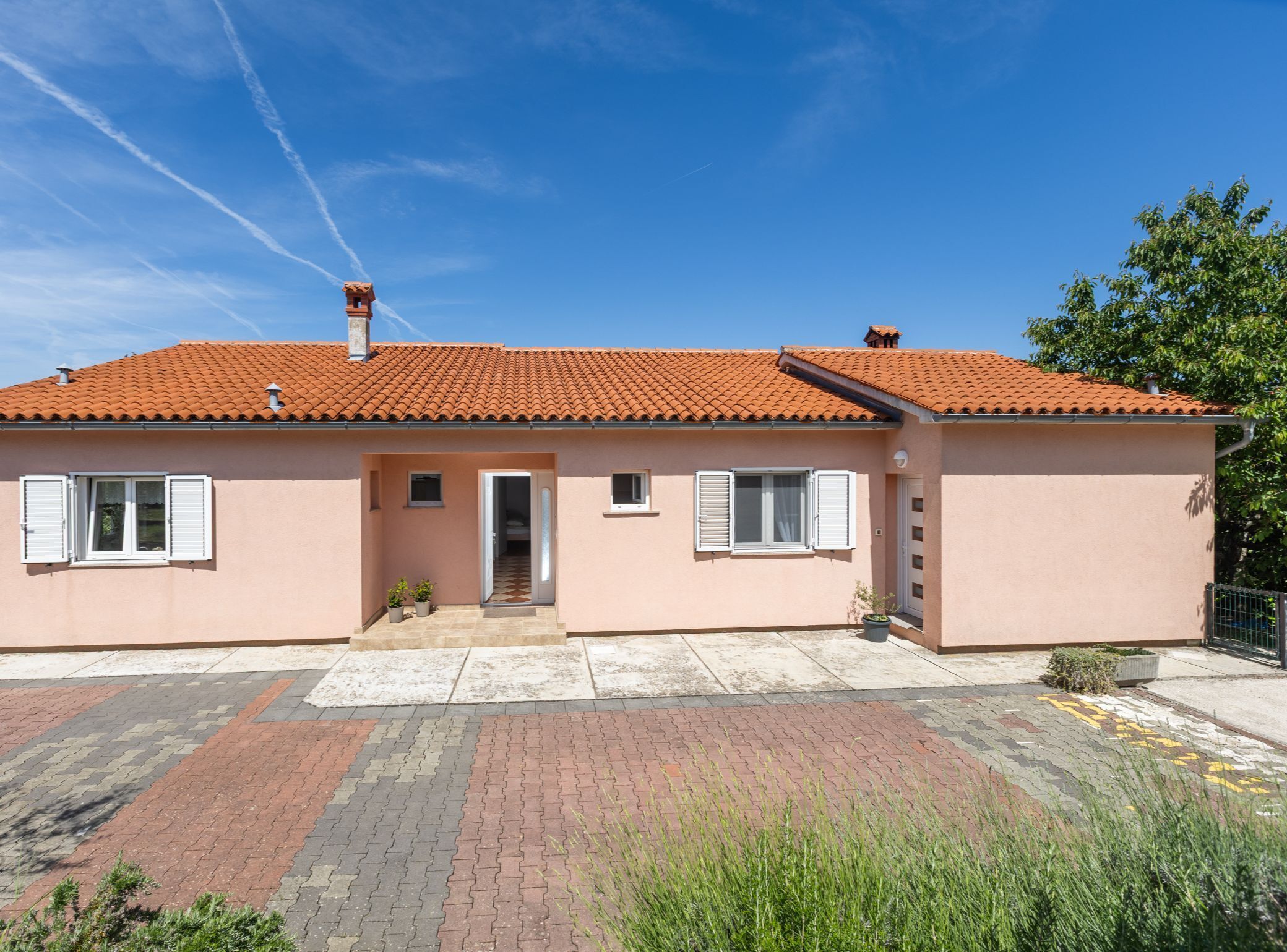 Biệt thự (Villa SABINA - Breg Ivanovci - Three ) | Ngoại thất