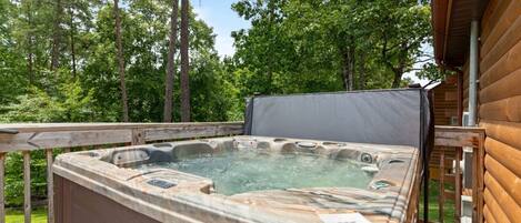 Bain à remous extérieur