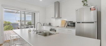 7 Passatt St, Encounter Bay