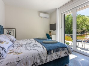 Villa (Three Bedroom Villa with Swiming Pool) | 3 Schlafzimmer, Babybetten, kostenloses WLAN