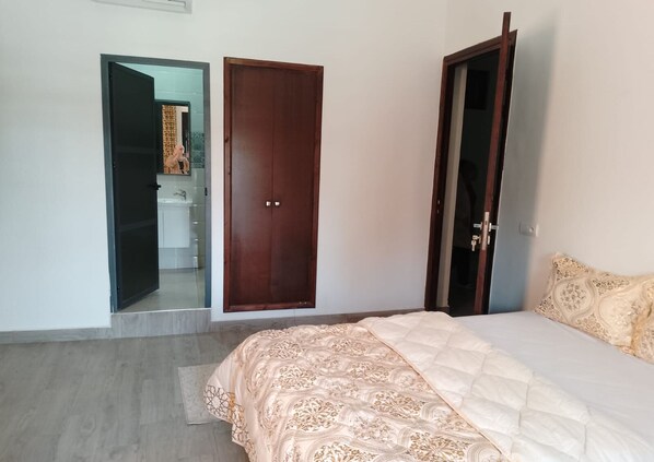 Comfort Double Room | Soundproofing, iron/ironing board, free WiFi - medina-in Auberge (Marrakech)