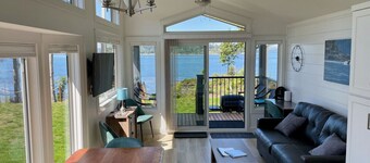 21 - Whale`s Breach Cottage By The Sea at Alder Bay