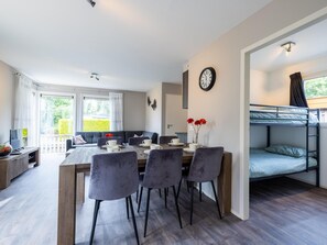 3 makuuhuonetta, internet