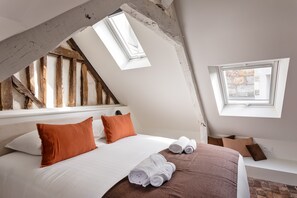 2 makuuhuonetta, silitysrauta/-lauta, ilmainen Wi-Fi, vuodevaatteet