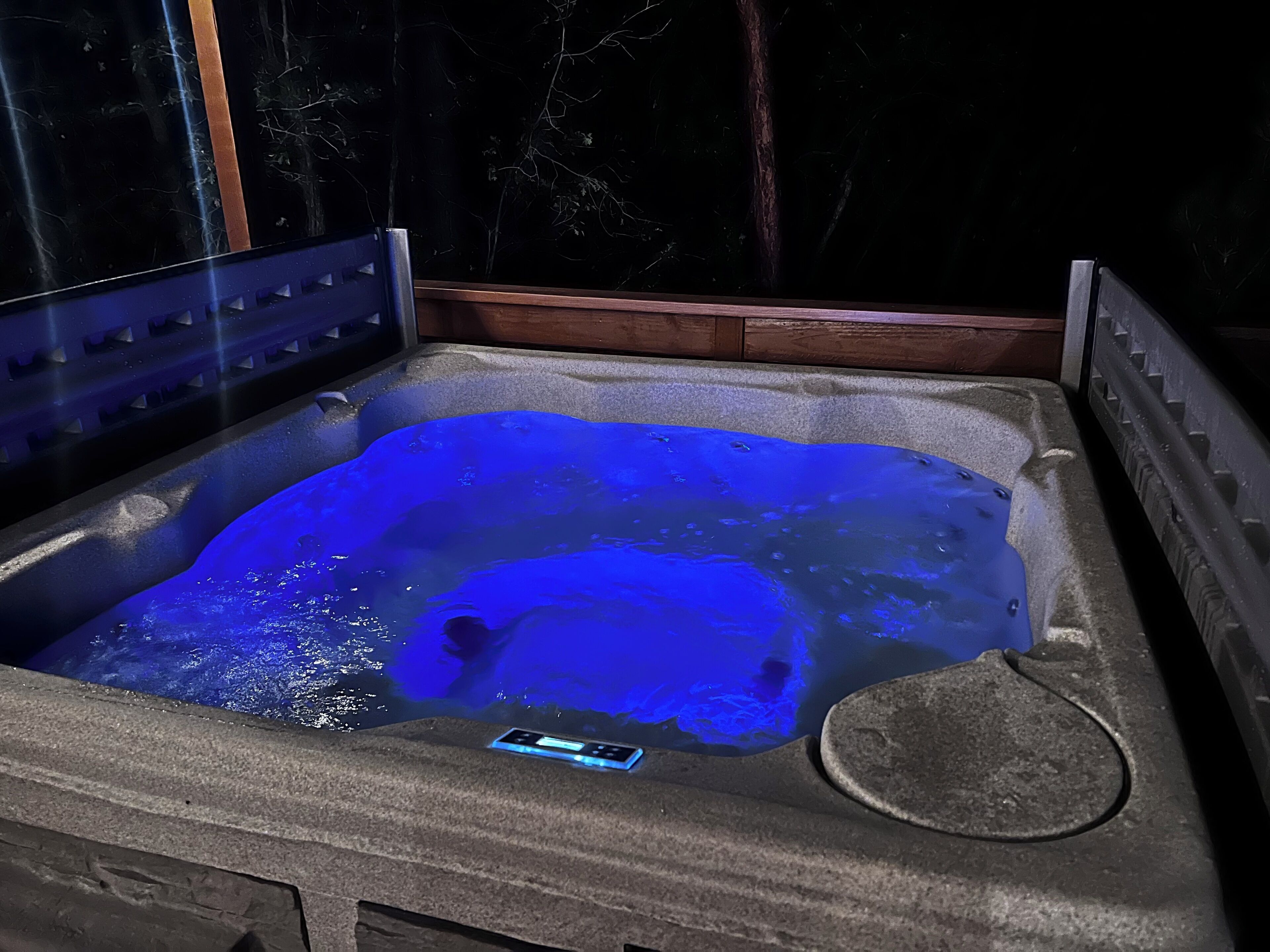 مغطس سبا خارجي