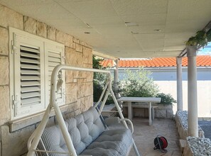 Casa (Holiday Home Aurora - Three bedroom H) | Sacada